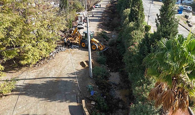 Nazilli'de dere yatakları temizleniyor