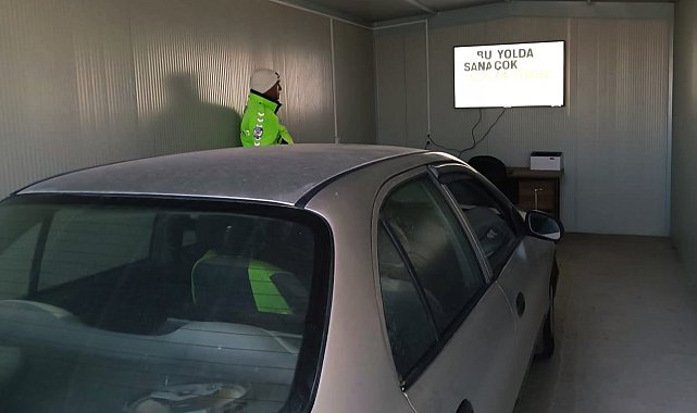 Niğde&#039;de Yaşam Tüneli Çadırı&#039;nda 182 vatandaşa bilgilendirme yapıldı