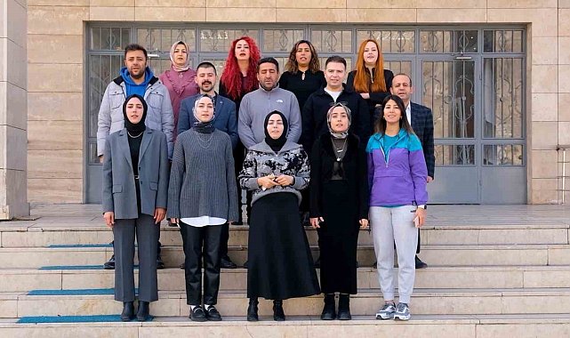 Öğretmenler Günü'ne özel şarkı, büyük ilgi gördü