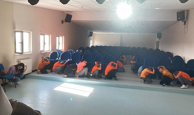 Okullarda afete farkındalık eğitimi