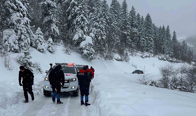 Ordu'da kar nedeniyle mahsur kalan 4 kişi kurtarıldı