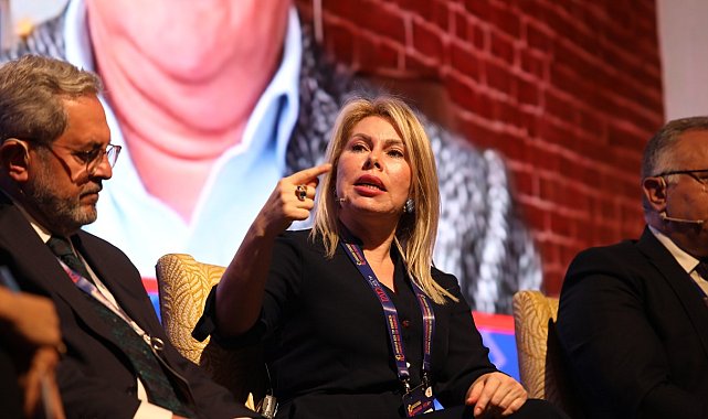 Rektör Özkan'dan sağlıkta şiddetle mücadele vurgusu: "Şiddet uygulayan sağlık hizmeti almamalı"