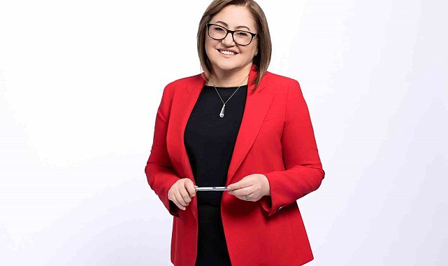 Şahin: "İstikbalimizi şekillendirecek olan sizlersiniz"