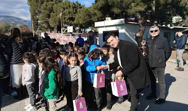 Şehzadeler Belediyesi'nden kırsal mahallelerde diş sağlığı desteği