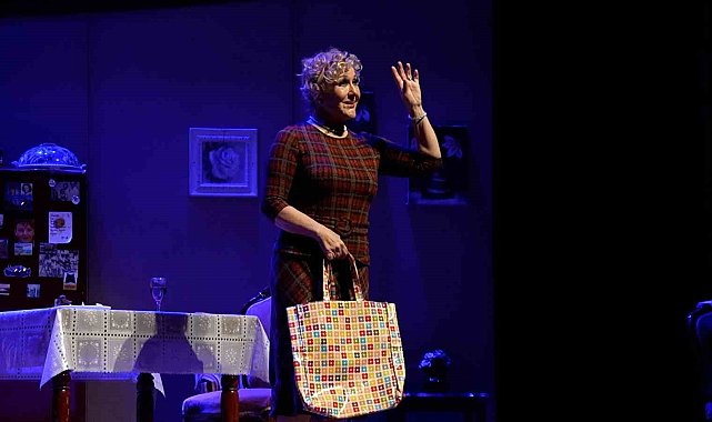 Shirley Valentine Bursa'da sahnelendi