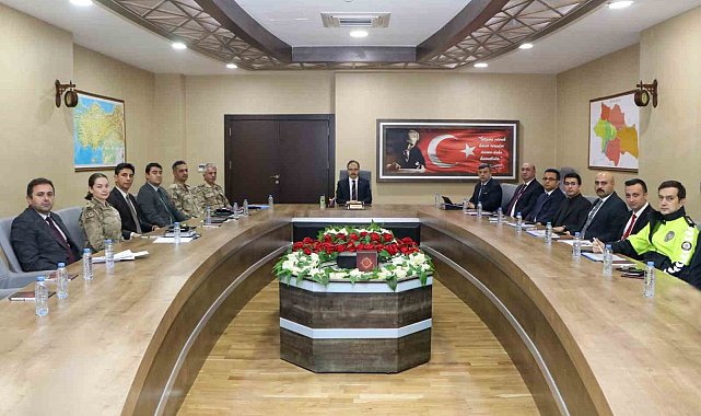 Siirt'te güvenlik ve asayiş toplantısı yapıldı