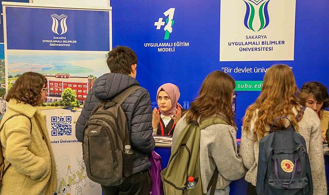 SUBÜ iki şehirde üniversite adaylarıyla buluştu