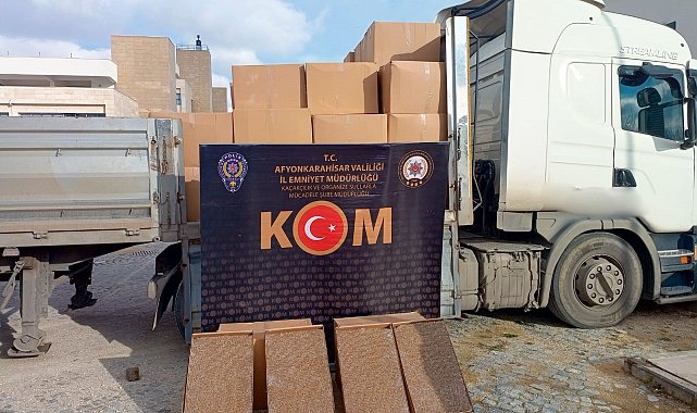 Şüphe üzerine durdurulan tırda 4 başlı Hekate heykeli yakalandı