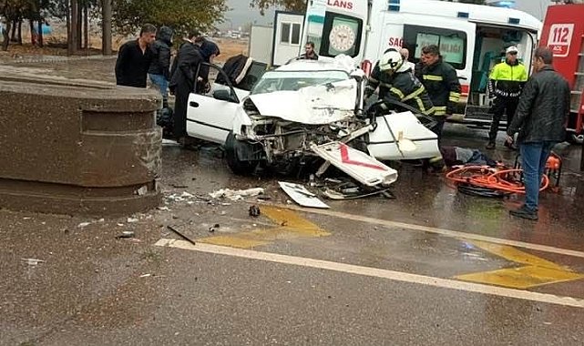 TAG Otoyolu Nurdağı gişelerinde kaza: 1 ölü, 3 yaralı