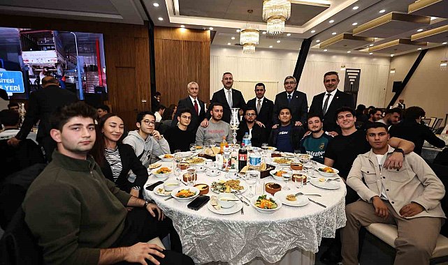 Tahmazoğlu Ankara'daki Şahinbeyli öğrencilerle buluştu