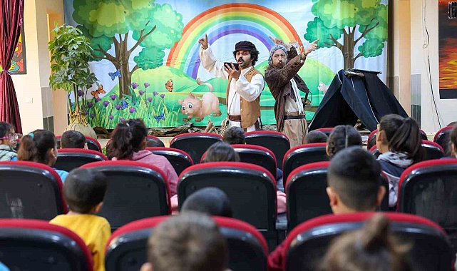 Tarsus Belediyesi, çocukları tiyatro ile buluşturmaya devam ediyor