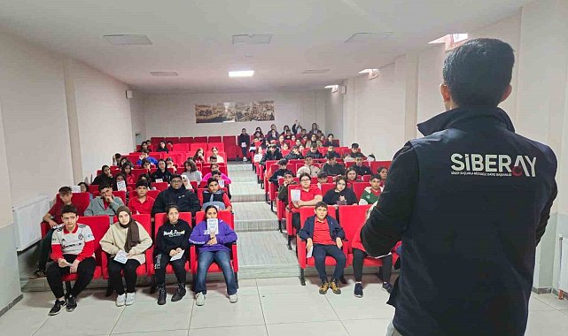 Tekirdağ'da öğrencilere siber güvenlik eğitimi: Bilinçli internet kullanımı vurgusu
