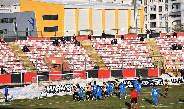 TFF 2. Lig: Vanspor FK: 2 - Karacabey Belediye Spor: 0