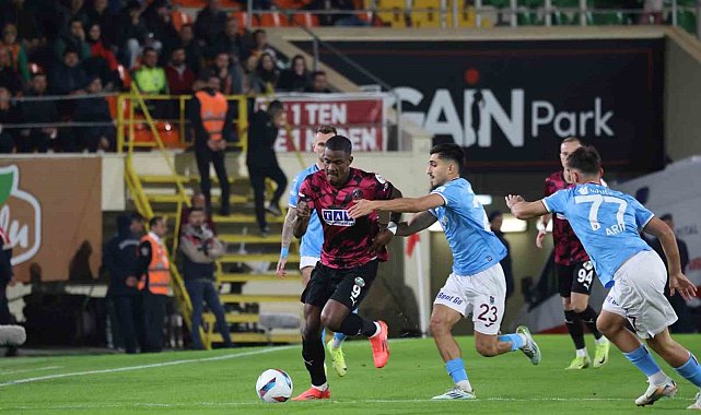 Trendyol Süper Lig: Alanyaspor: 1 - Trabzonspor: 1