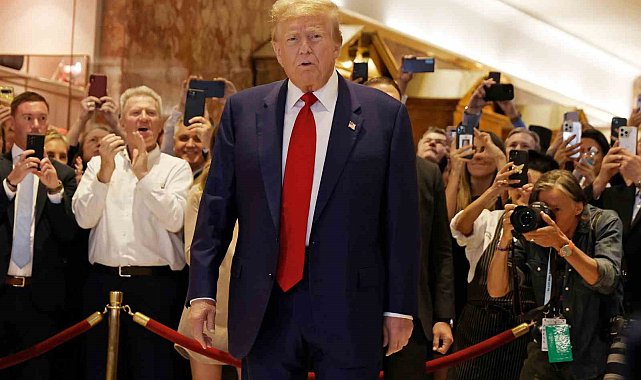 Trump'ın yargılandığı sus payı davasının karar duruşması süresiz olarak ertelendi