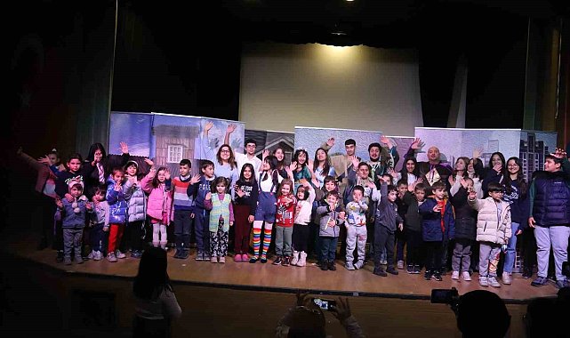 Turgutlu Belediyesi ara tatilde çocukların yüzünü güldürdü