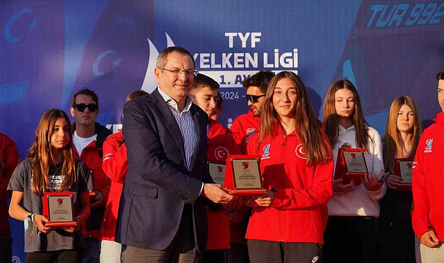 Türkiye Yelken Federasyonu Yelken Ligi 1. Ayak IQ FOIL-TECHNO 293 yarışları ve &quot;Milli Takım&quot; seçmeleri Ayvalık&#039;ta başladı