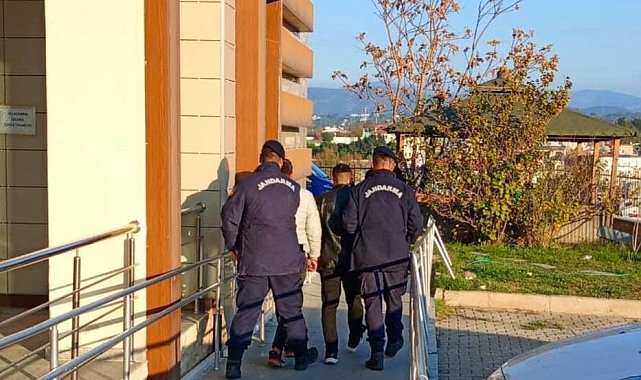 Urla'da eski belediye başkanına saldıran trafik magandaları tutuklandı