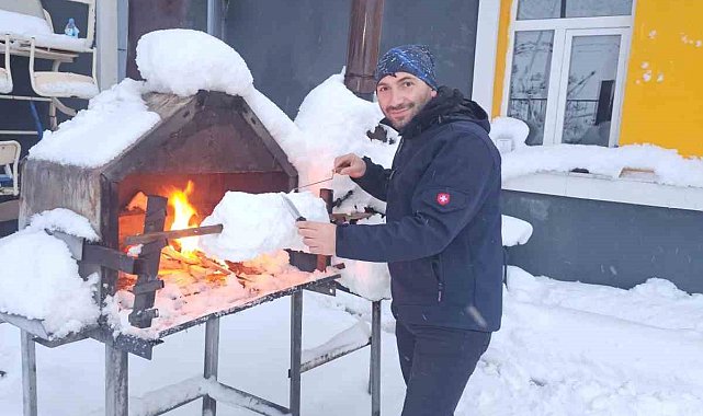 Uzundere'de kardan cağ kebabı