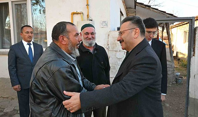 Vali Aksoy şehit ailesini ziyaret etti