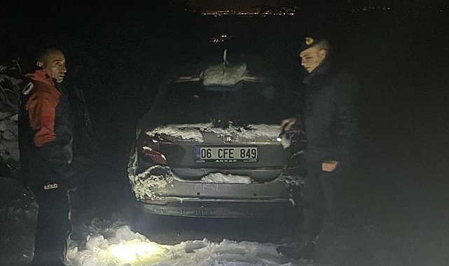 Yalova'da karda mahsur kalan 4 kişi kurtarıldı
