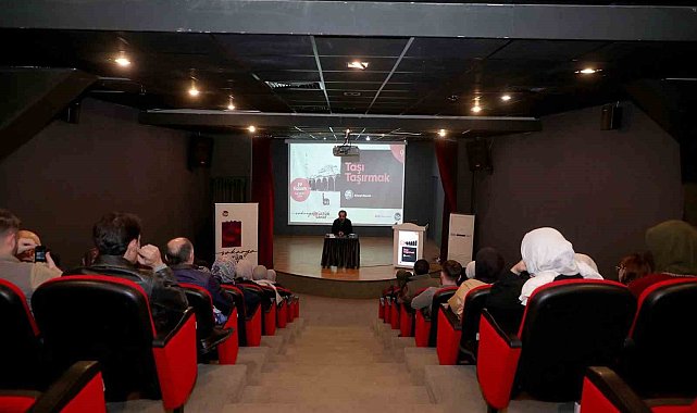 Yazar Ahmet Murat Özel OSM'de kültür sanat dostlarıyla buluştu