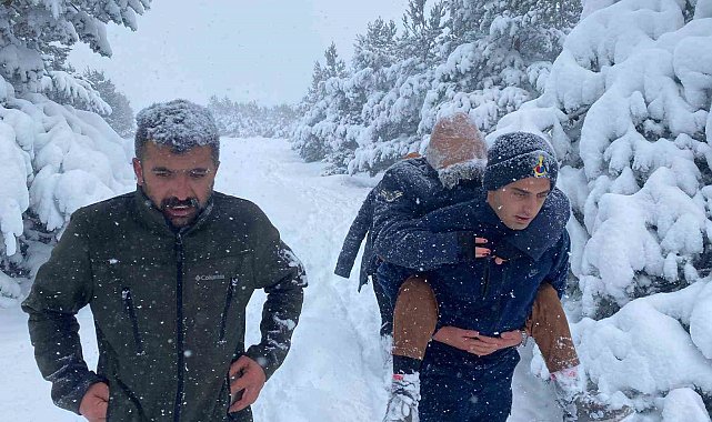 Yozgat'ta pikniğe giden 3 kişi mahsur kaldı