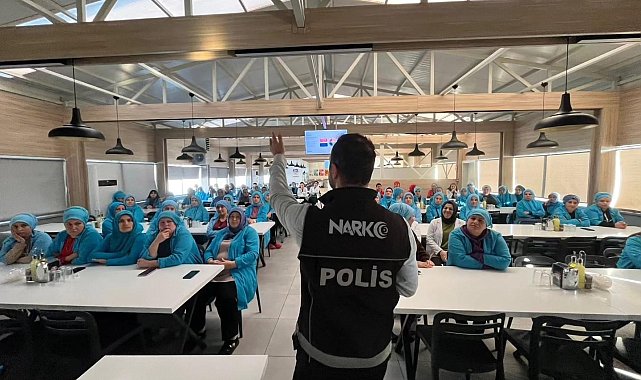 'En İyi Narkotik Polisi Anne Projesi' bilgilendirme faaliyetleri