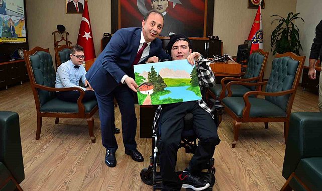 5 aylıkken babası şehit olan bedensel engelli Savaş tüm zorluklara rağmen devletin desteğiyle üniversiteyi kazandı