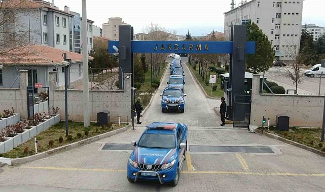 58 kişiyi sınava girmeden ehliyet sahibi yapan "joker" şebeke çökertildi