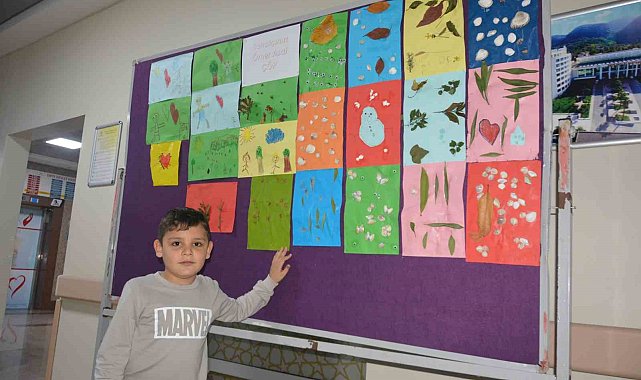 7 yaşındaki çocuk, tedavi gördüğü hastanede yaptığı resimlerle sergi açtı