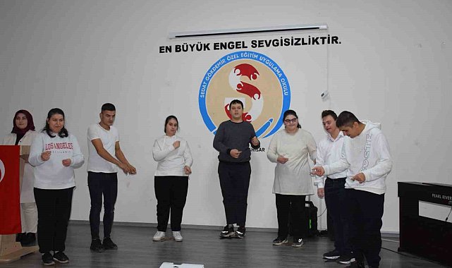 Afyonkarahisar'da 3 Aralık Dünya Engelliler günü farkındalık programı