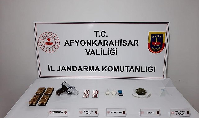 Afyonkarahisar'da uyuşturucu satıcısı yakalandı