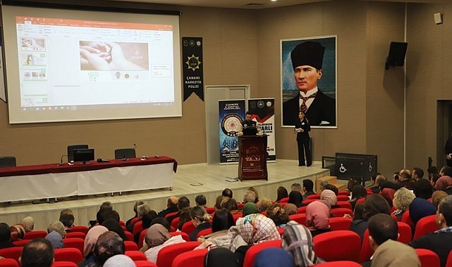 Ailelere önemli uyarı: "Kot pantolonların çakmaklık cebi uyuşturucu saklamak için en ideal yerlerin başında geliyor"