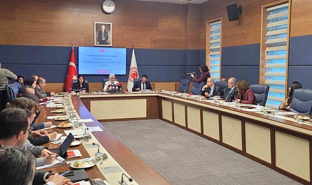AK Parti'li Katırcıoğlu: "Sosyal medya kullanımında yaş sınırlamasını gündemimizde tutmaya devam edeceğiz"