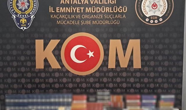 Antalya'da kaçak silah ve tefecilik suçundan 4 kişi tutuklandı