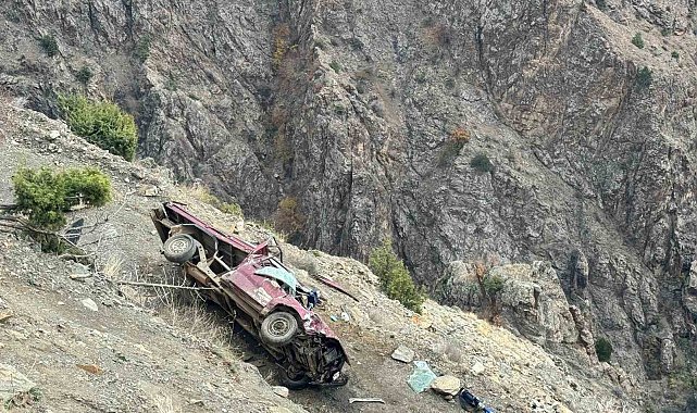 Artvin'de trafik kazası: 3 yaralı