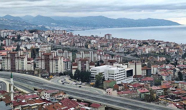 Ayhan Taflan: "Arap turistler Trabzon'da önceki yıllarda aldığı konutlarını satmaya başladı"