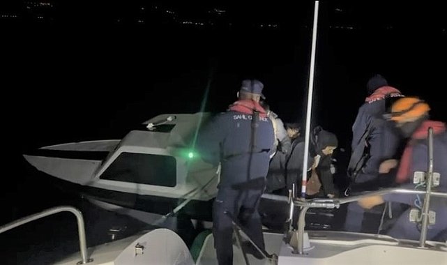 Ayvacık açıklarında 12 kaçak göçmen yakalandı