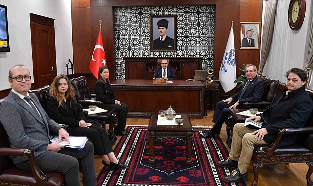 Ayvalık Alan Başkanlığı'ndan Balıkesir Valiliği'ni ziyaret