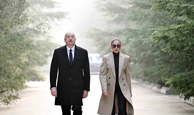 Azerbaycan'ın milli lideri Haydar Aliyev, vefatının 21. yılında anıldı