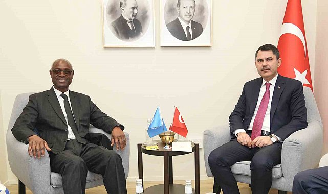 Bakan Kurum, İran, Filistin, Somalili Bakanlar ve BM Direktörü ile görüştü