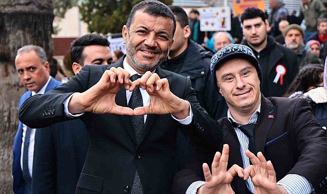Balonlar 'Engelsiz bir dünya' için gökyüzüne bırakıldı
