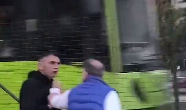 Baltalı yol kavgası kamerada