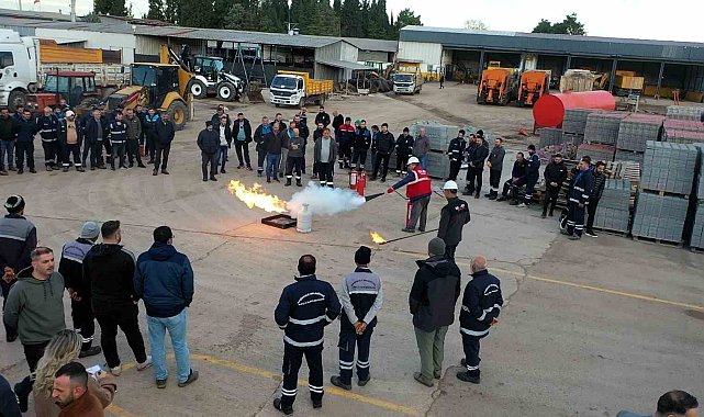 Başiskele Belediyesi personeline uygulamalı yangın eğitimi