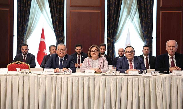 Başkan Büyükkılıç; AK Parti 168'inci Genişletilmiş İl Başkanları Toplantısı'na katıldı