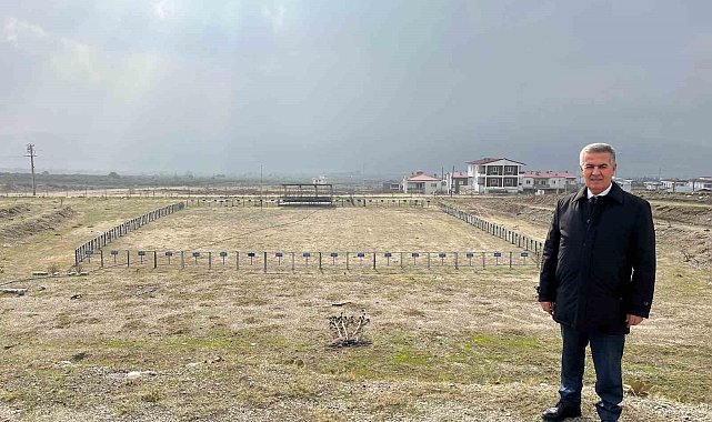 Başkan Erol'dan deve güreşine davet