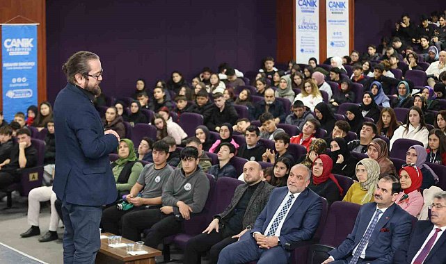 Başkan Sandıkçı: "Siber Vatan'ın ne demek olduğunu anlamalıyız"