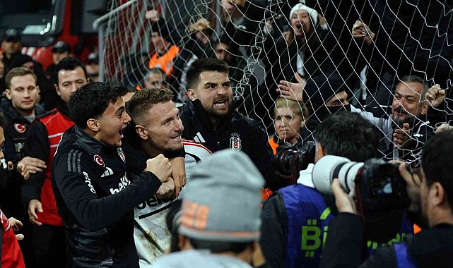 Beşiktaş ezeli rakiplerine karşı galibiyet hasretini sonlandırdı