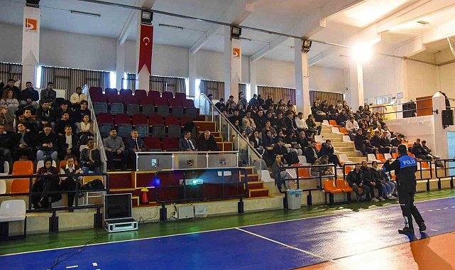 Bilecik'te 'Bağımlı Olma, Geleceğe Umut Ol' eğitimi